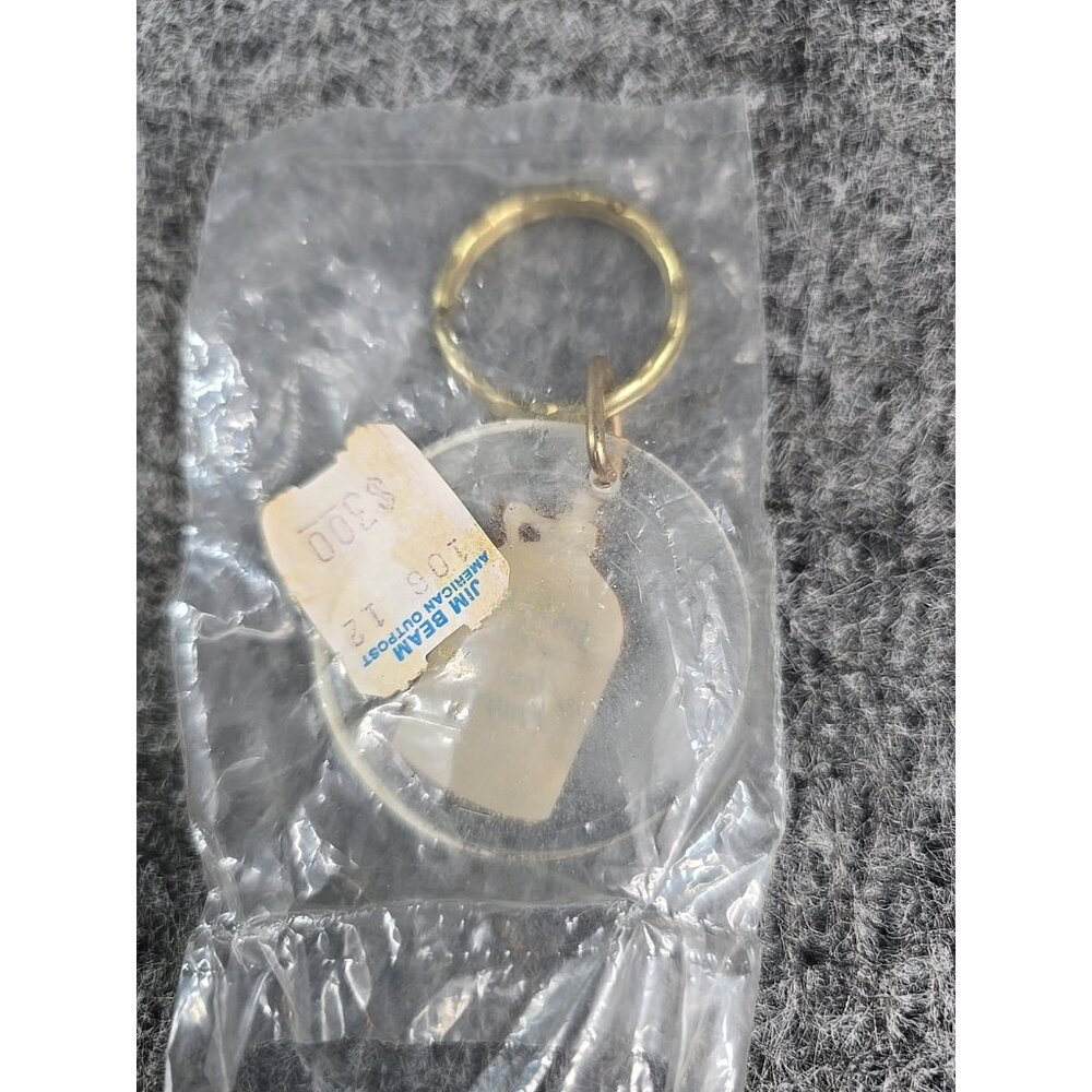 Keychain Jim Beam American Outpost Clear Plastic Jug Whiskey Promo Vtg - Picture 3 of 3